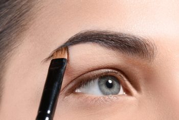 Le fard à sourcils certifié bio : interview de Fred Mécène